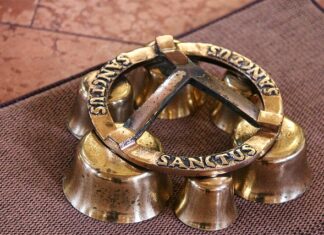 Co noszą ministranci?