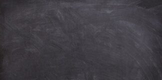 O co chodzi z czarna karetka?