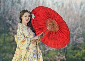 Jak ubrać niemowlę do gondoli? Jak ubrać niemowlę do gondoli?