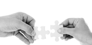 Ile puzzli układa 4 latka?