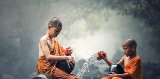 Jak czyścić ochraniacz na zęby? Jak czyścić ochraniacz na zęby?